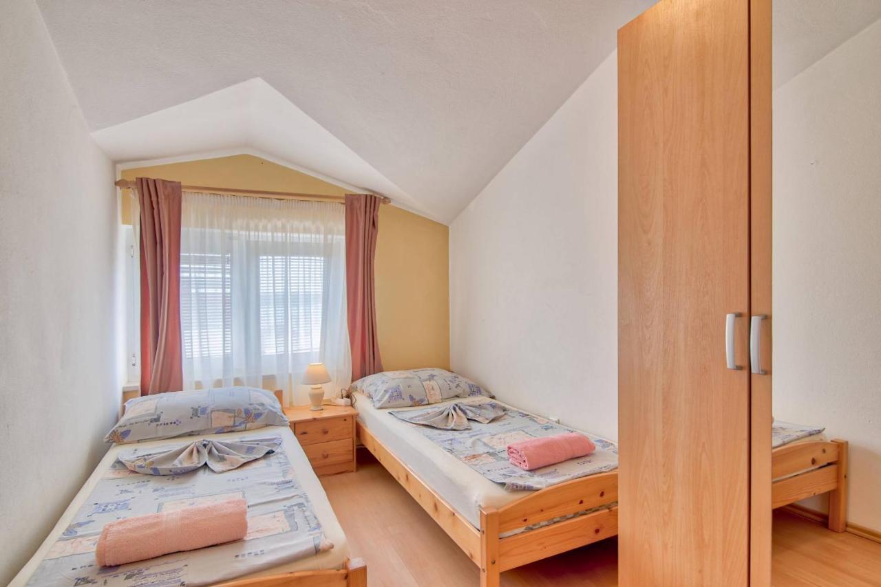 Apartments Tara Medulin Zewnętrze zdjęcie