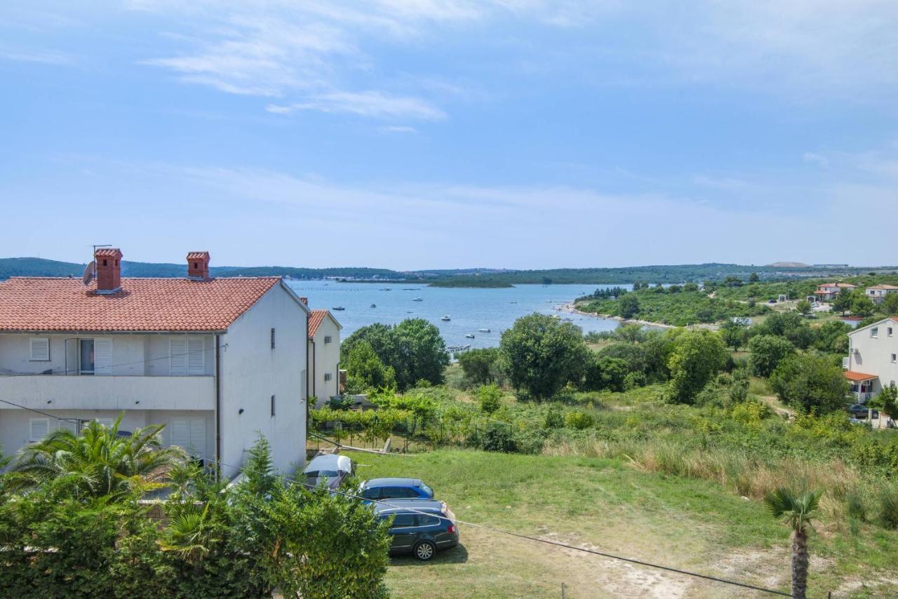 Apartments Tara Medulin Zewnętrze zdjęcie