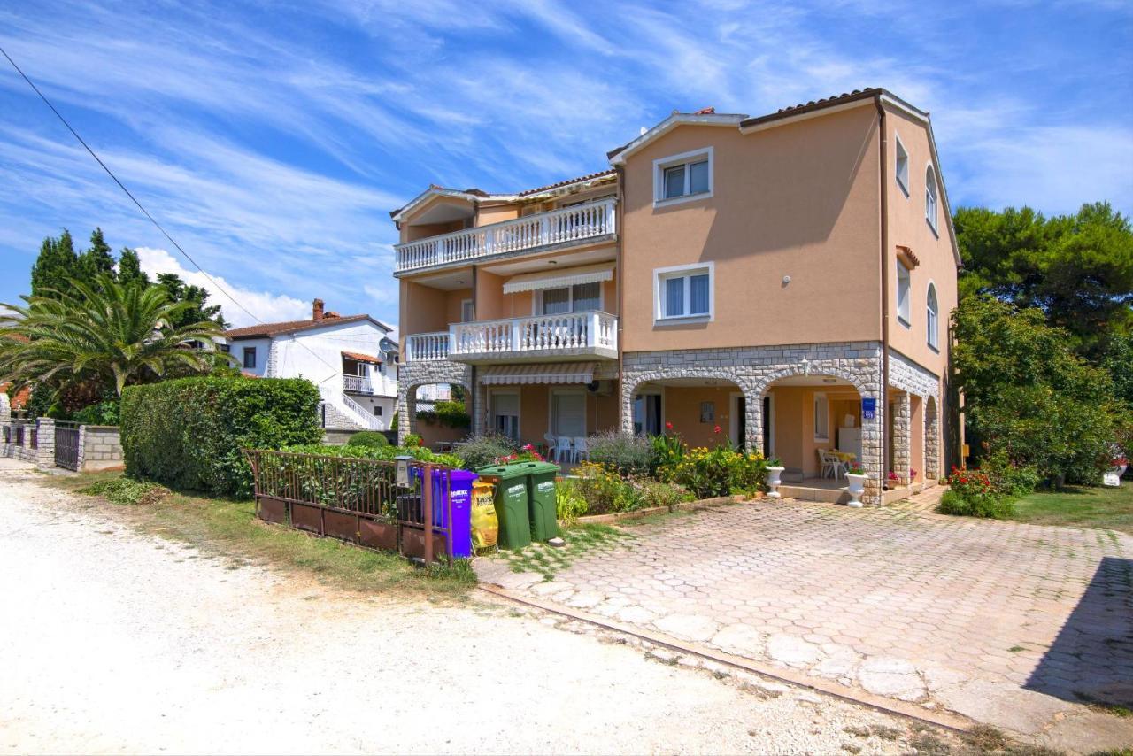 Apartments Tara Medulin Zewnętrze zdjęcie